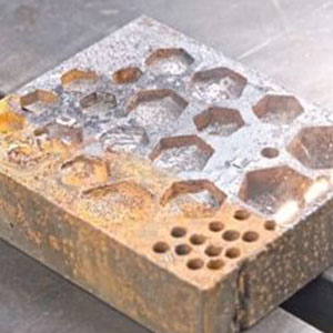 laser-cleaning-metal-rust