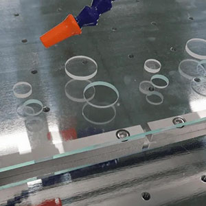glass-laser-hole-drilling