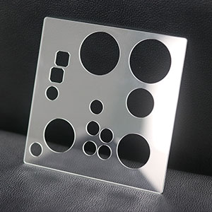 laser-drilling-holes-on-glass
