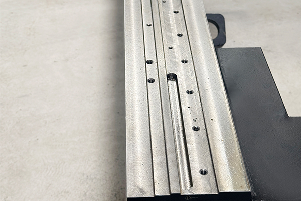 Full strip steel