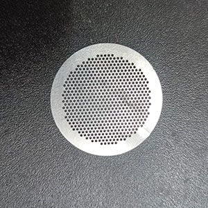 precise-laser-cutting-machine